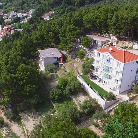 Villa Issea Brela Bagian luar foto