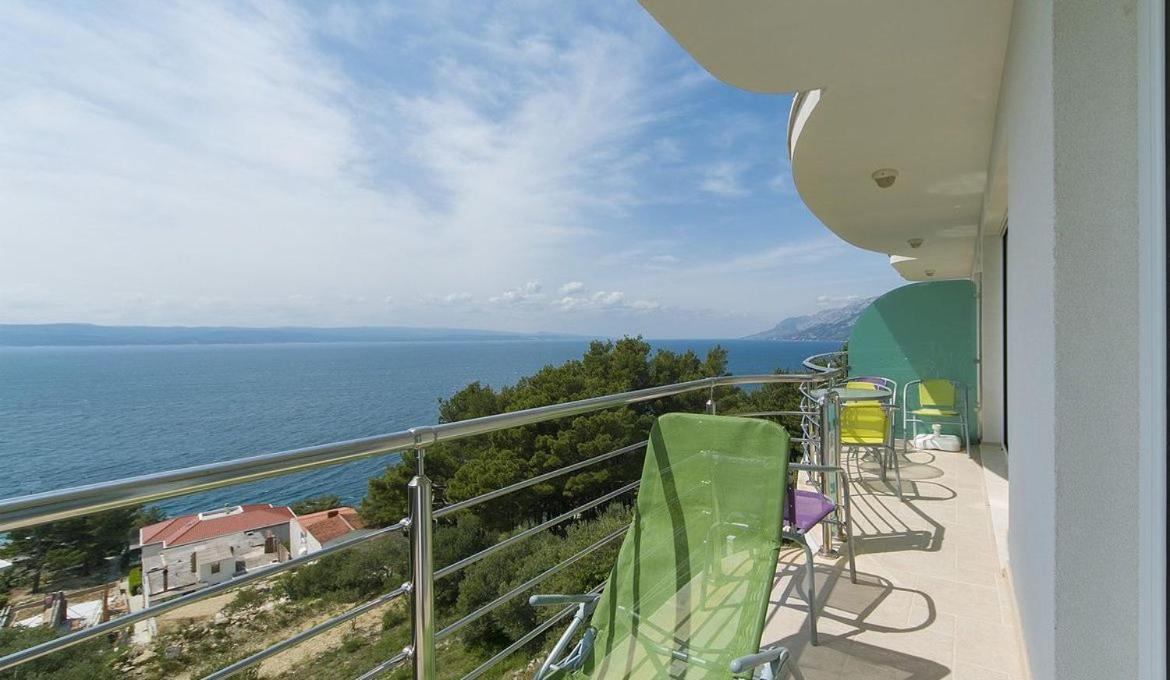 Villa Issea Brela Bagian luar foto